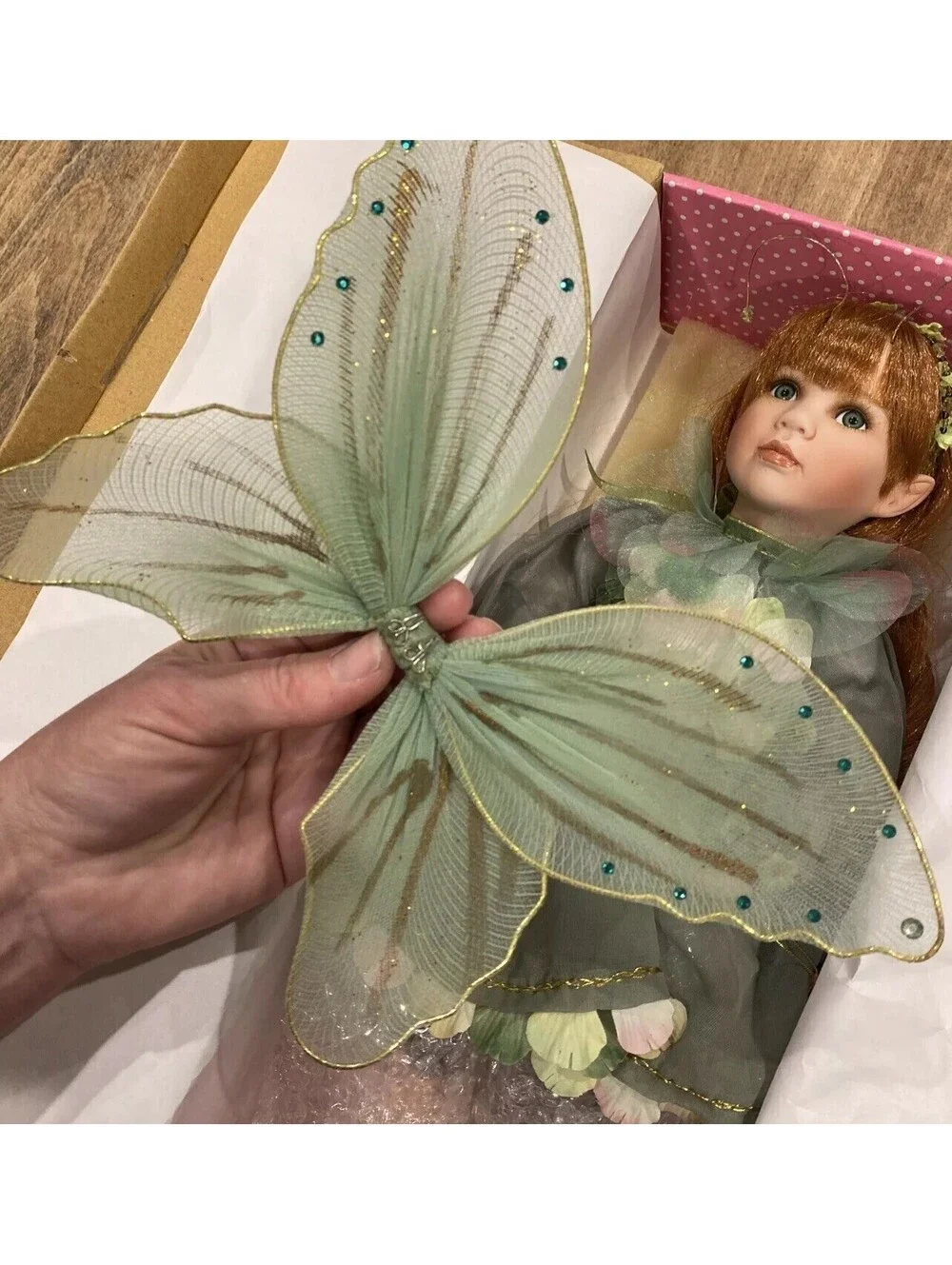 Paradise Galleries Treasure of the Emerald Isle Fairy Porcelain Doll 17